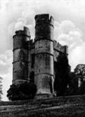 [Picture: Donnington Castle]