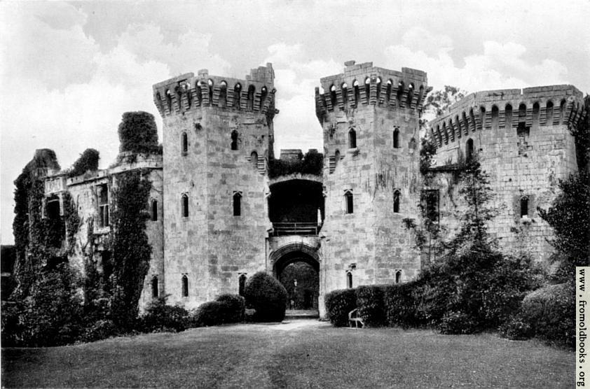 [Picture: Raglan Castle]