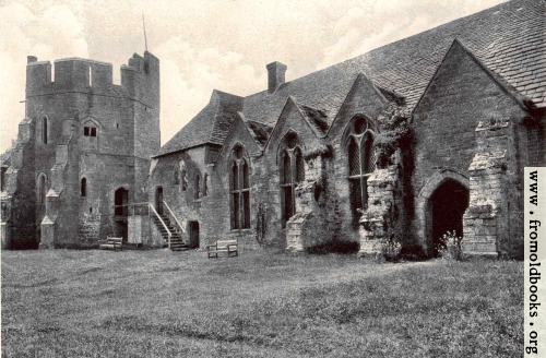 [Picture: Stokesay Castle: The Courtyard]