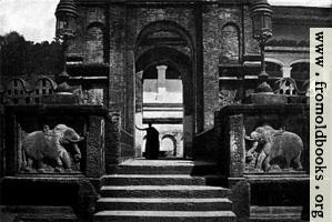 132b.—Temple ofthe Sacred Tooth in Kandy